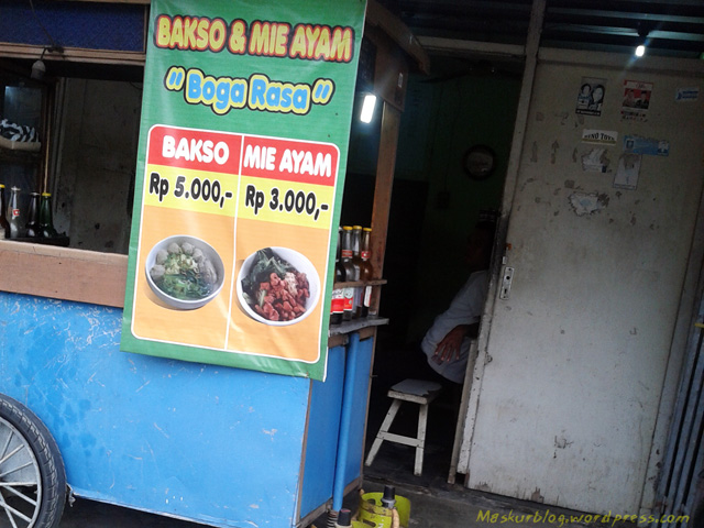 Trend 3000 Rupiah