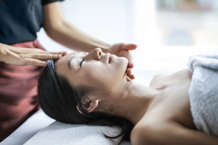 Learn How to Give Effective Massage to Stroke Patients for Improved