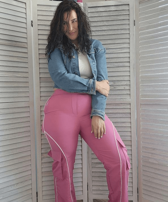 Gypssai, the influencer Ana M Moreno - Massbass