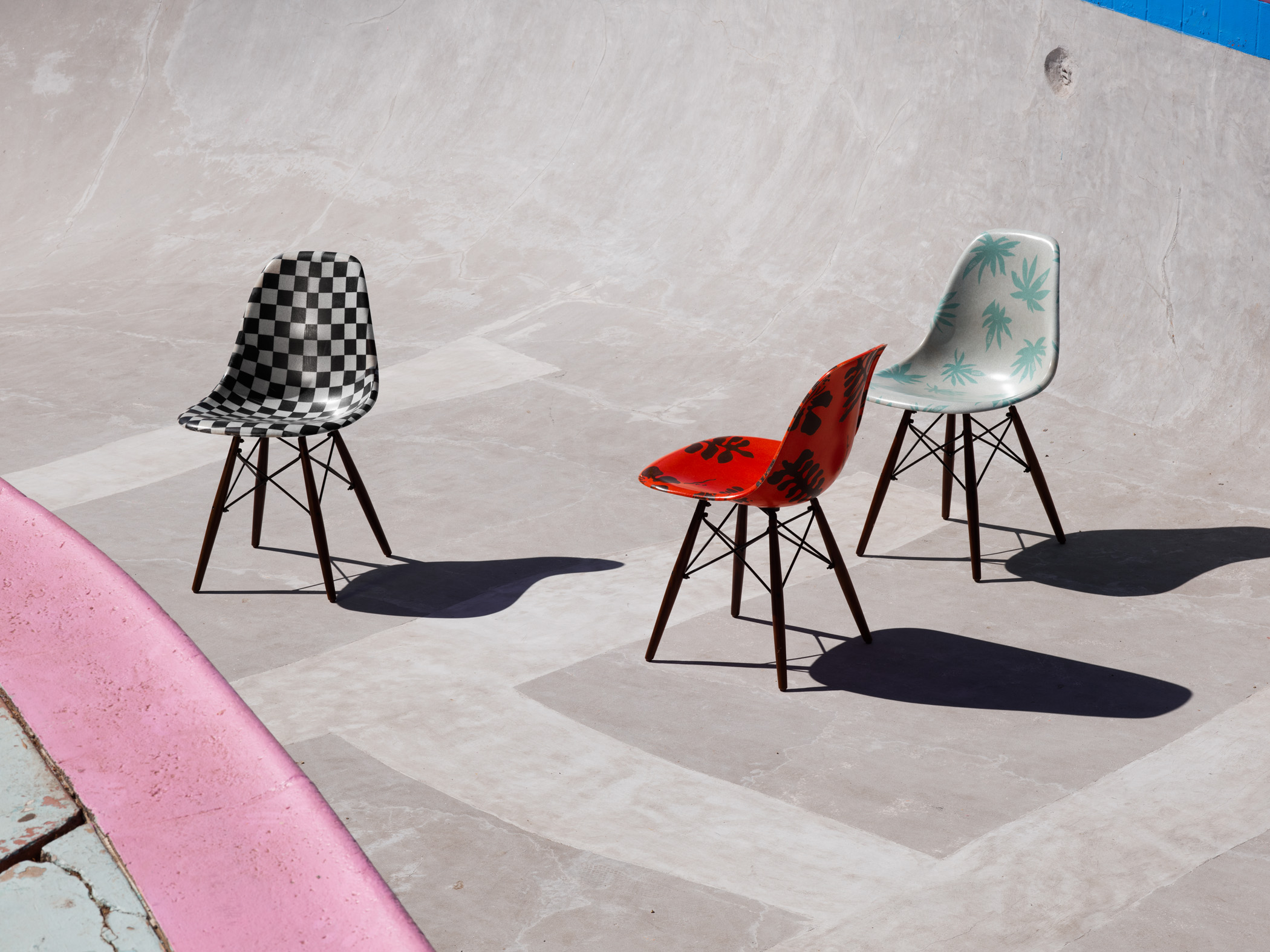 Does Your Vans Come With A Chair? - MASSES