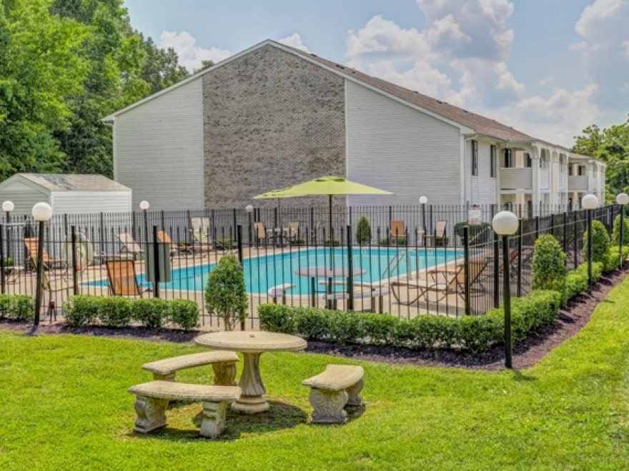 Property Overview Massman Manor & Starlight Apartment Schatten Properties