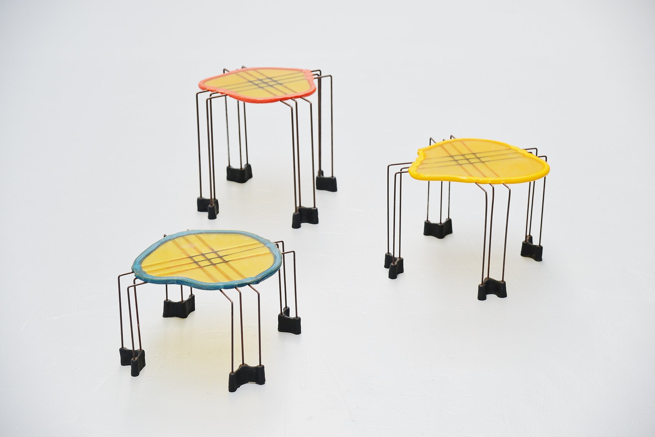 Gaetano Pesce nesting table set Fish Design Italy 1990 MassModernDesign