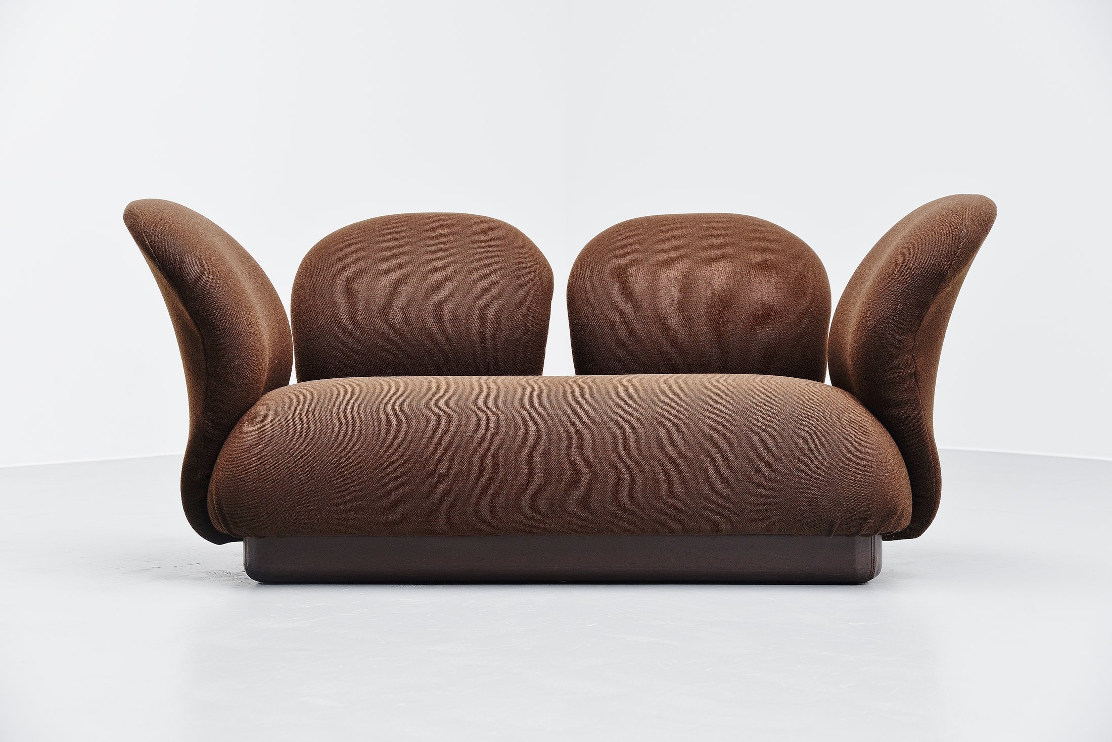 Pierre Paulin F286 Multimo sofa Artifort Holland 1969 MassModernDesign