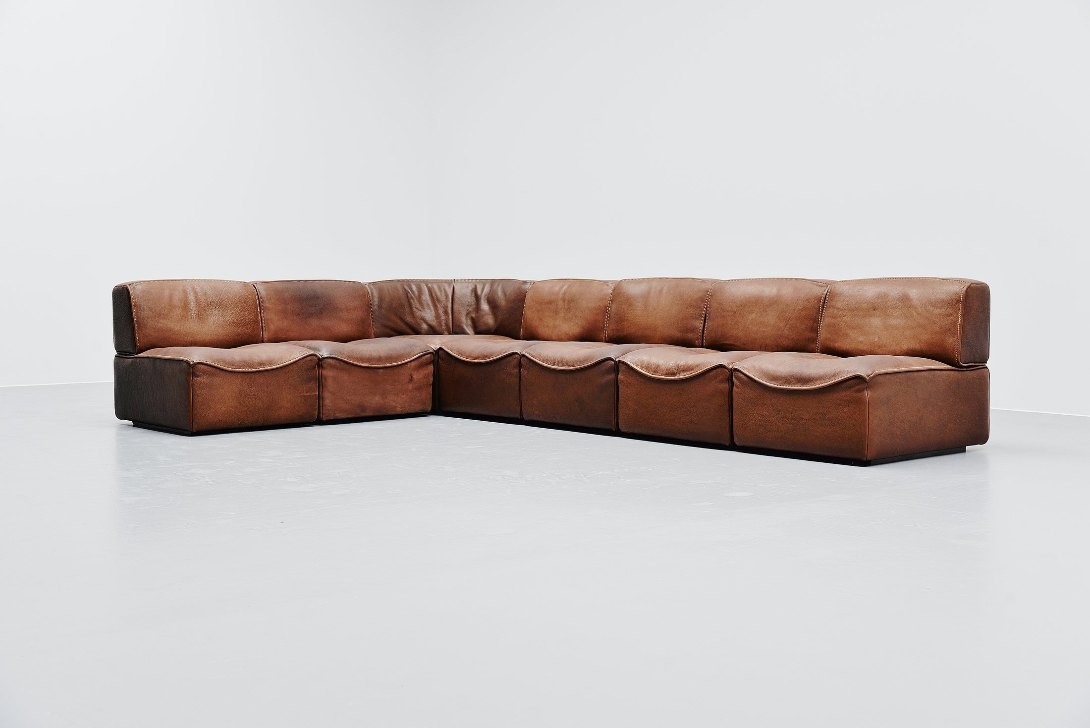 De Sede DS15 modular sofa brown Switzerland 1970 MassModernDesign