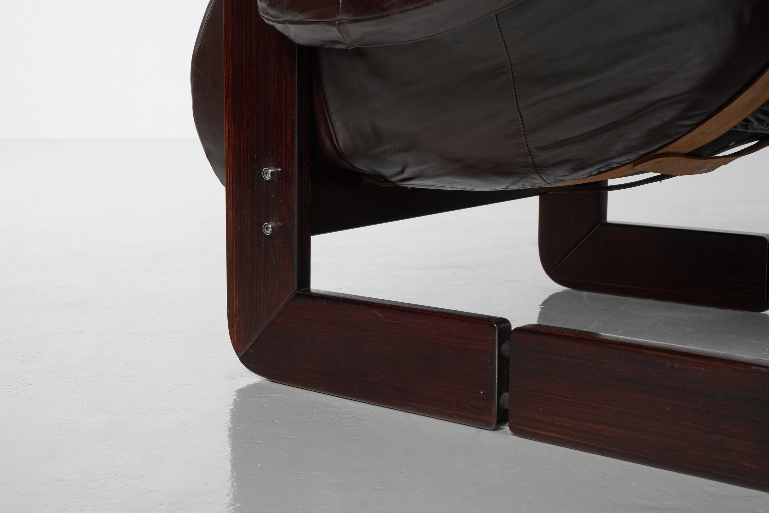 Percival Lafer MP97 lounge chairs Brazil 1970 MassModernDesign