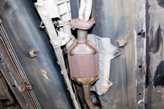 What Are the Symptoms of a Bad Catalytic Converter? | Master AutoTech