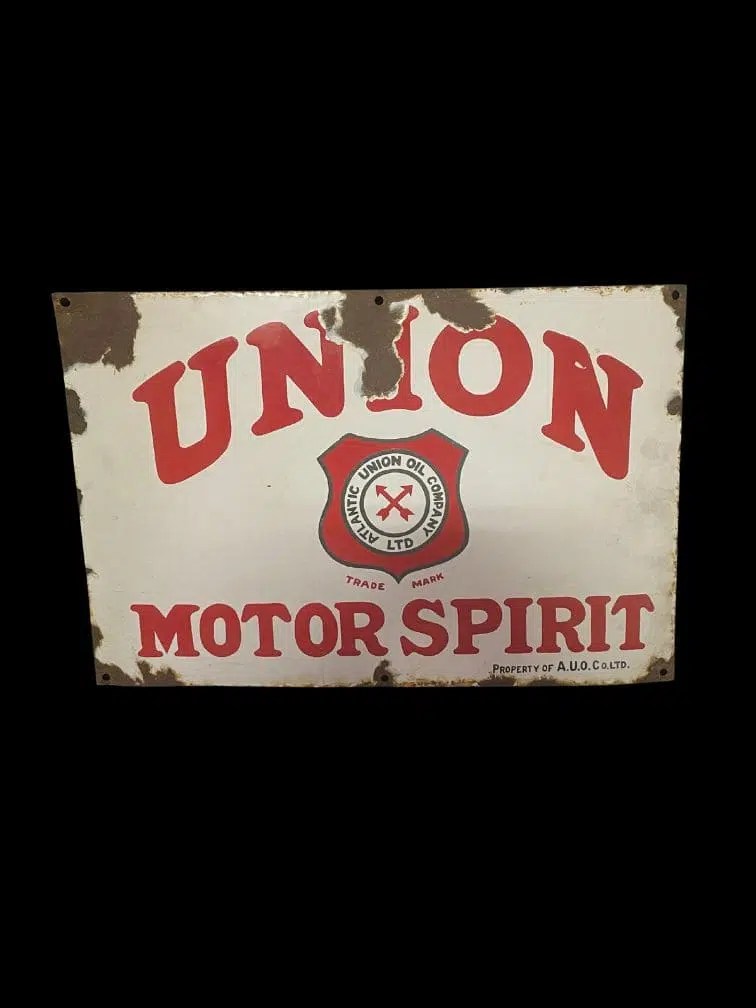 Atlantic Union Oil Company Ltd Sign, Circa 1930 Master Clockmakers