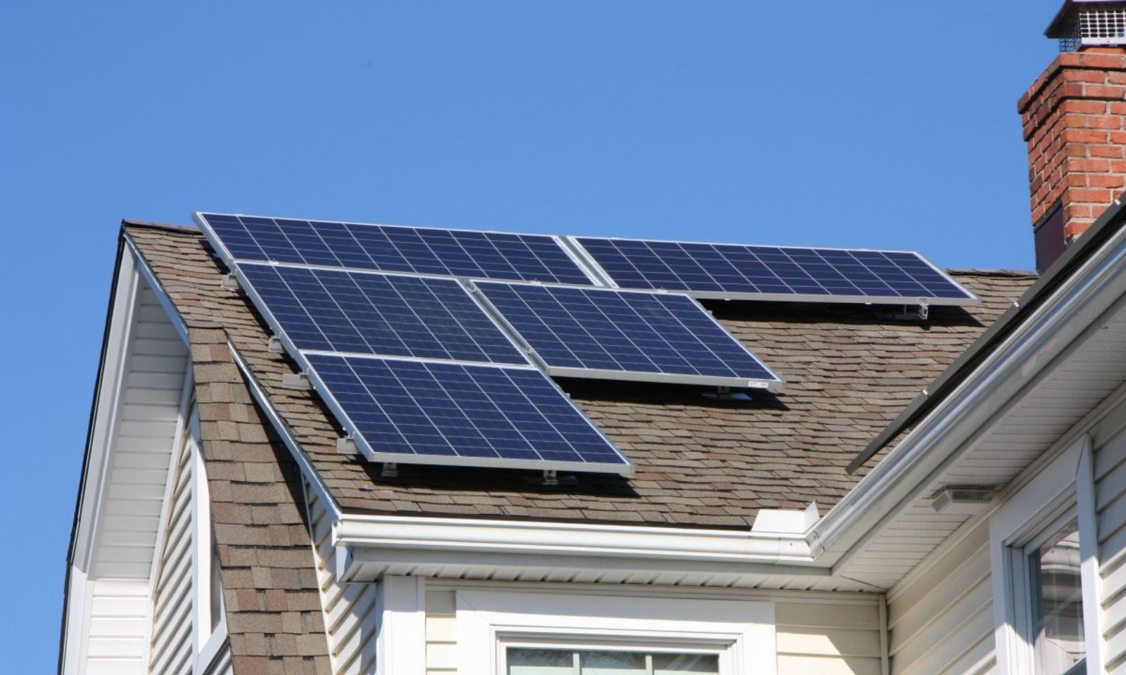 Best Solar Panels in India Deals, Buying Guide & Reviews » MasterGadgets