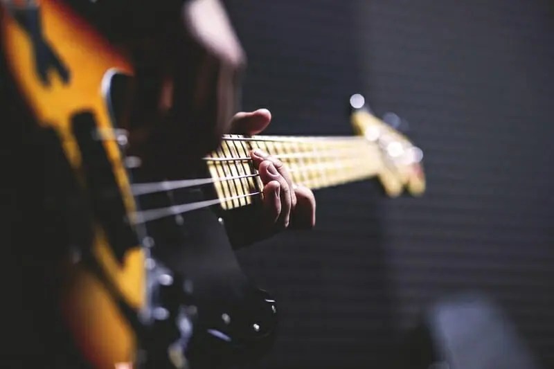 Recording Bass Guitar From Beginner to Pro Guide]