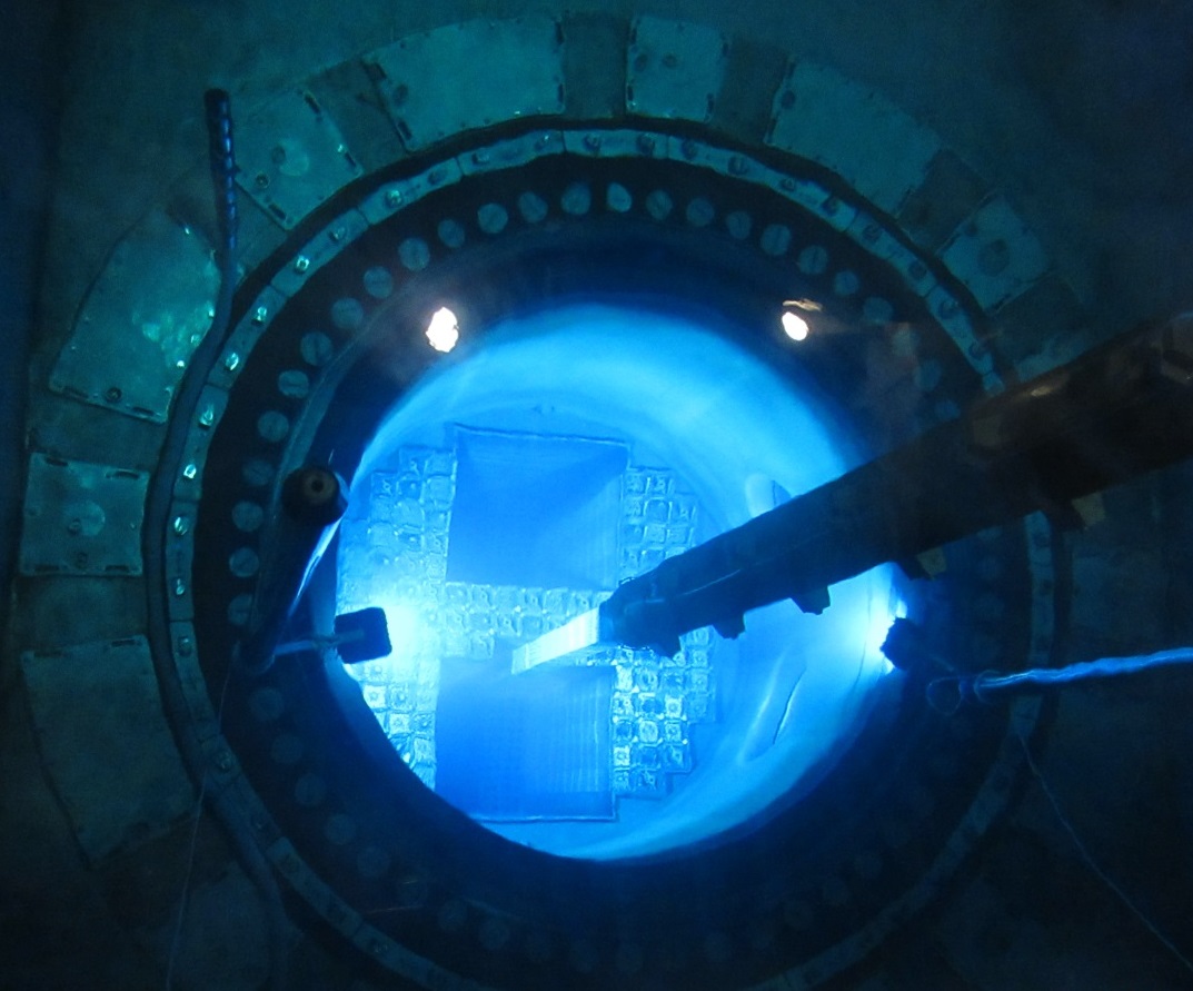 LED Floodlight Helios100K™ Reactor Core Lighting System MasterLee