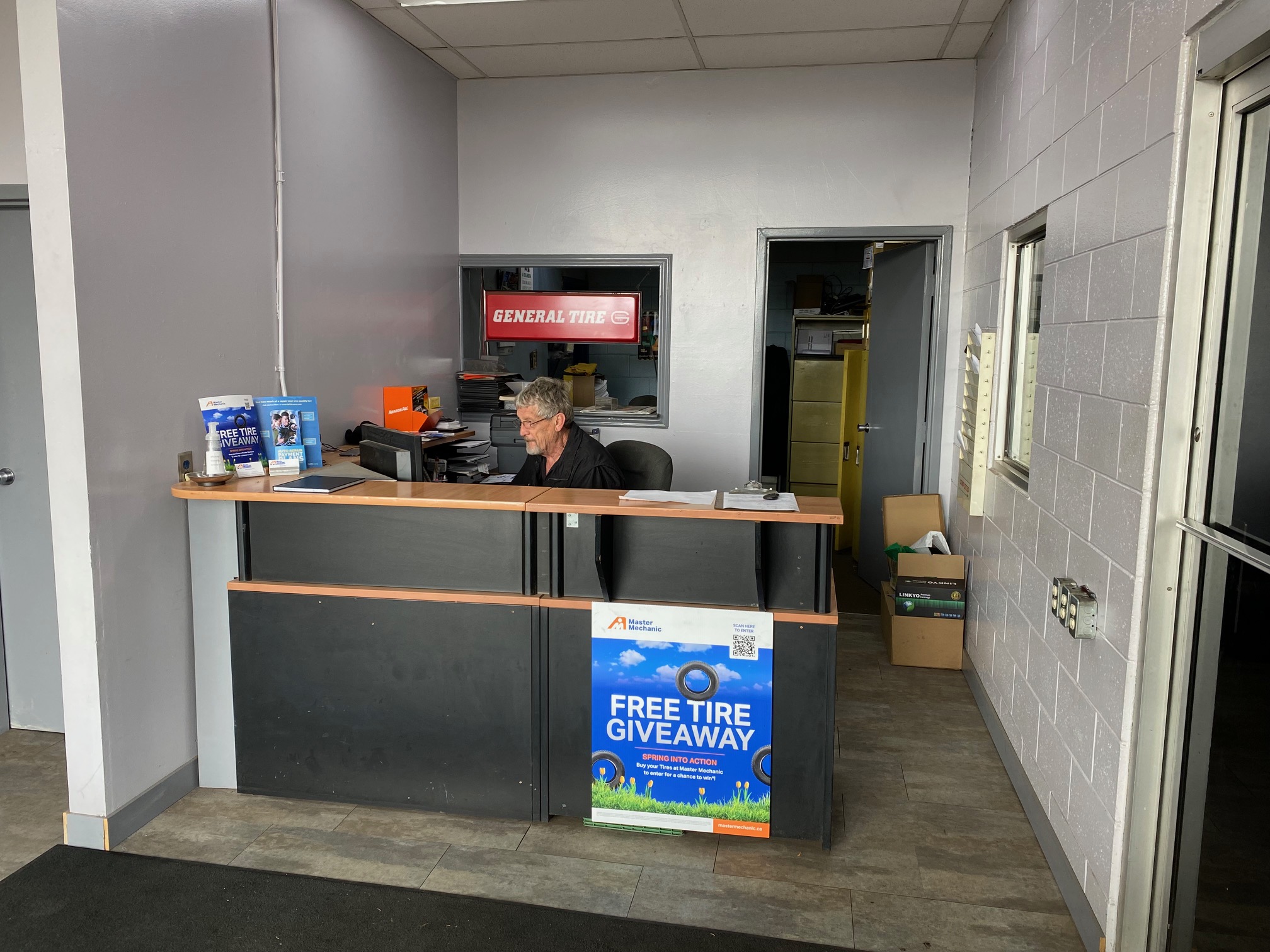 Auto Mechanic Burlington West, Vehicle Repair Services Master