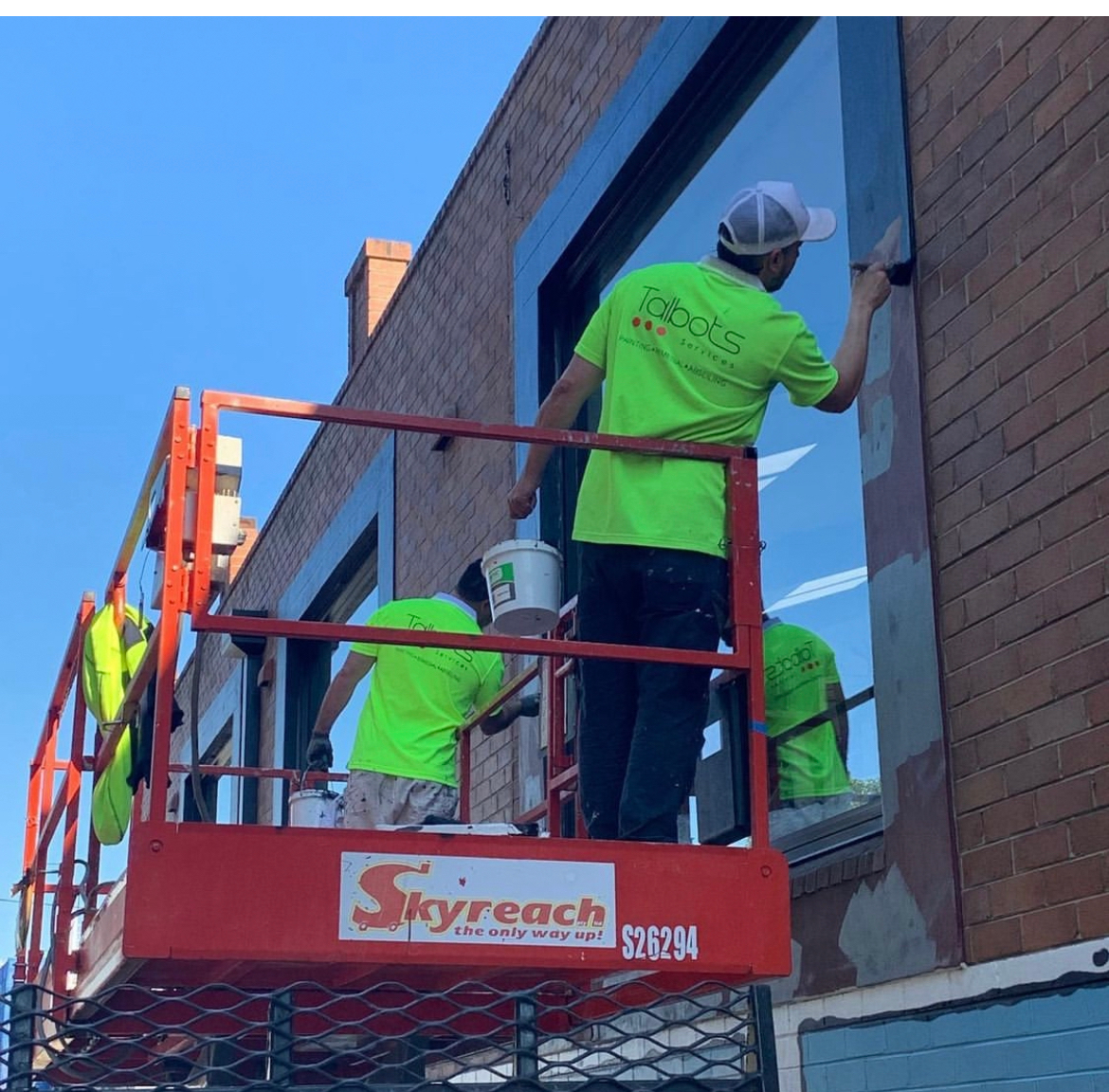 How to Work as a Painting Contractor in Australia