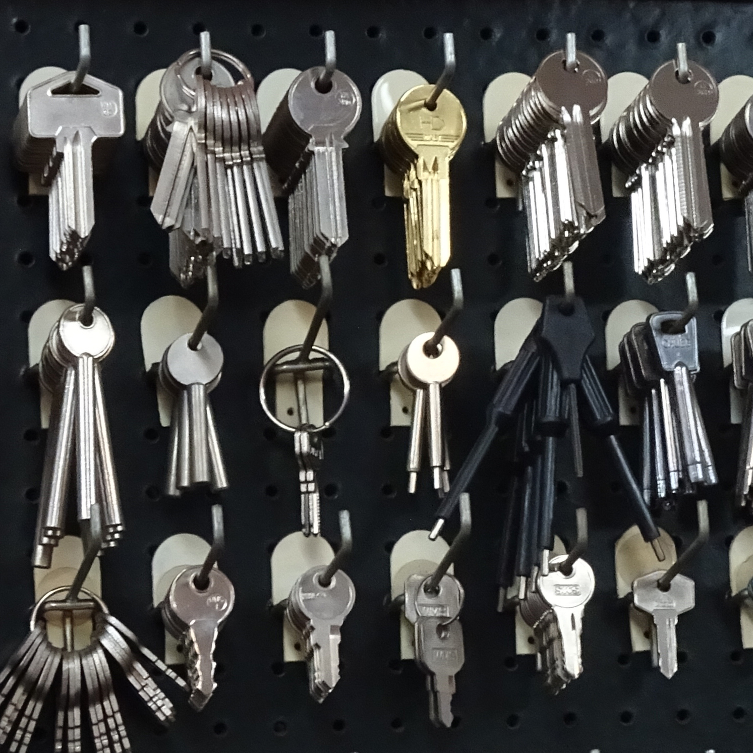 Keys & Fobs Masters Services Ealing