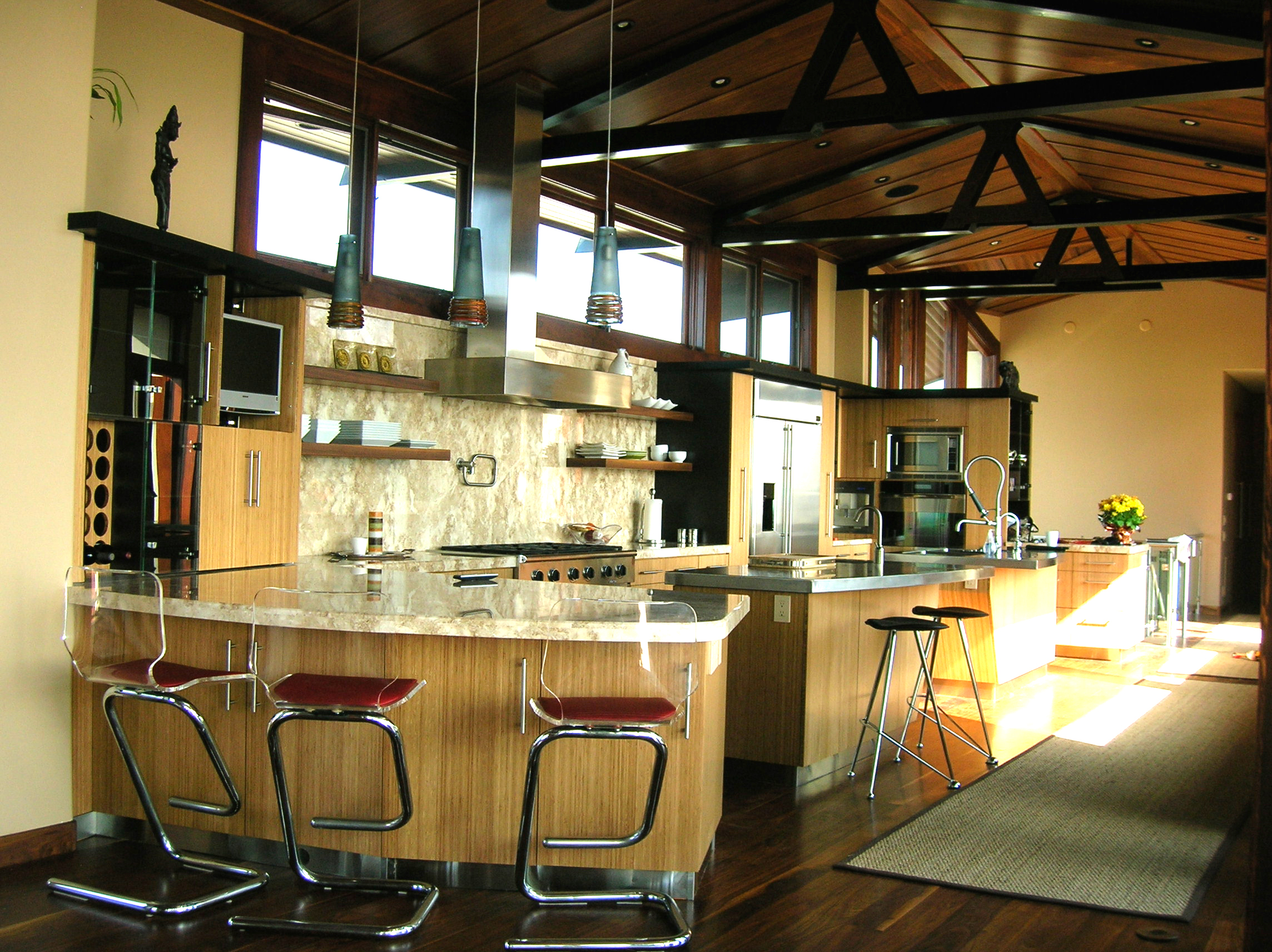 Lucinda Street Masterworks