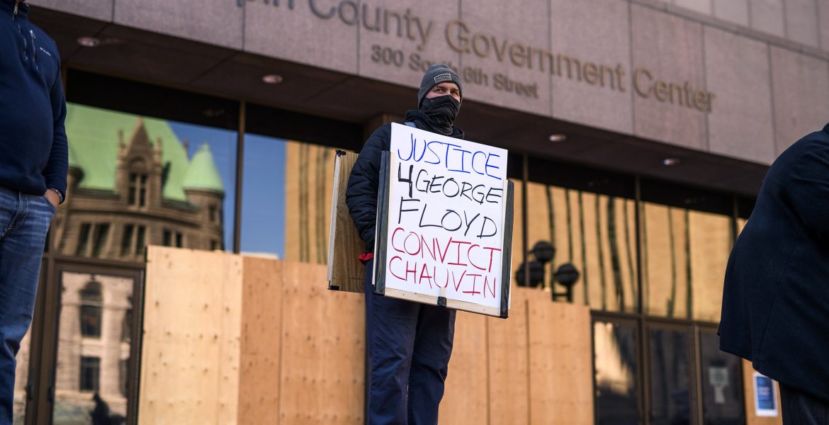 Processo Floyd Chauvin si appella al quinto emendamento