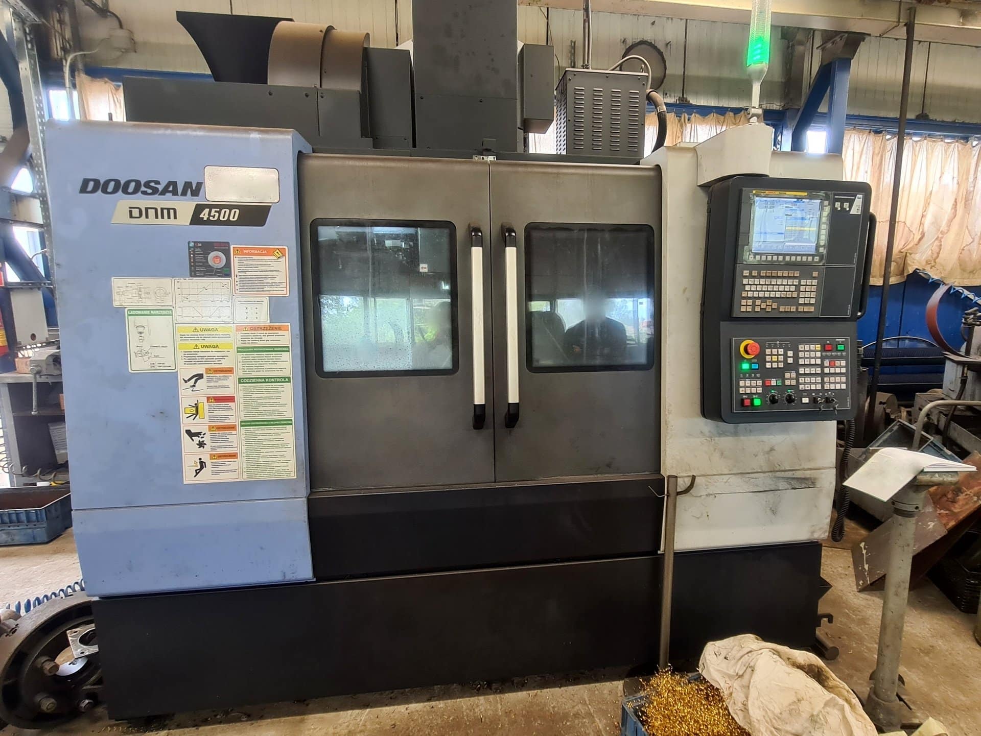 DOOSAN DNM 4500 CNC milling machine