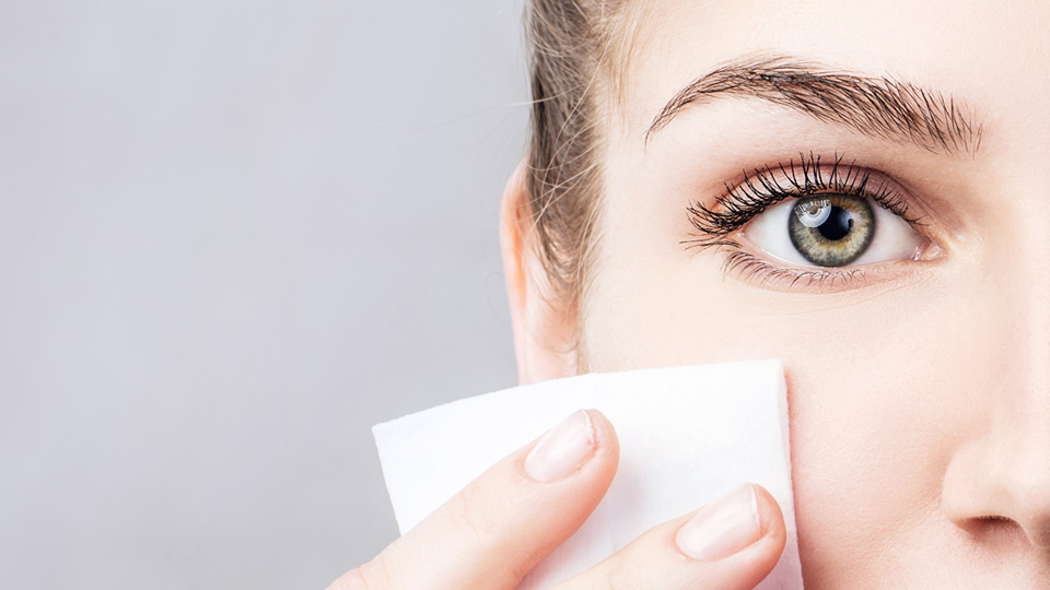 Benefits of Eyelid Wipes & Eyelid Hygiene Mata Clinic & Optometrist Blog