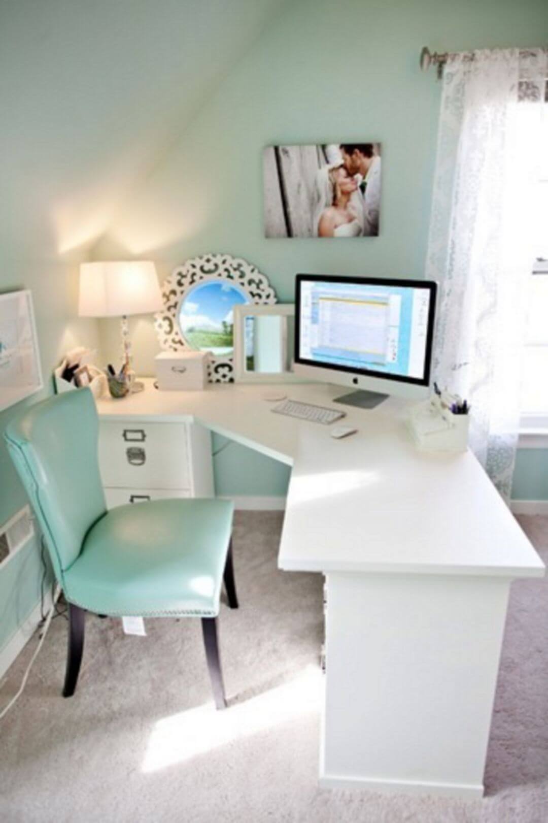 20 Modern Home Office Ideas for Women (with Small Spaces)