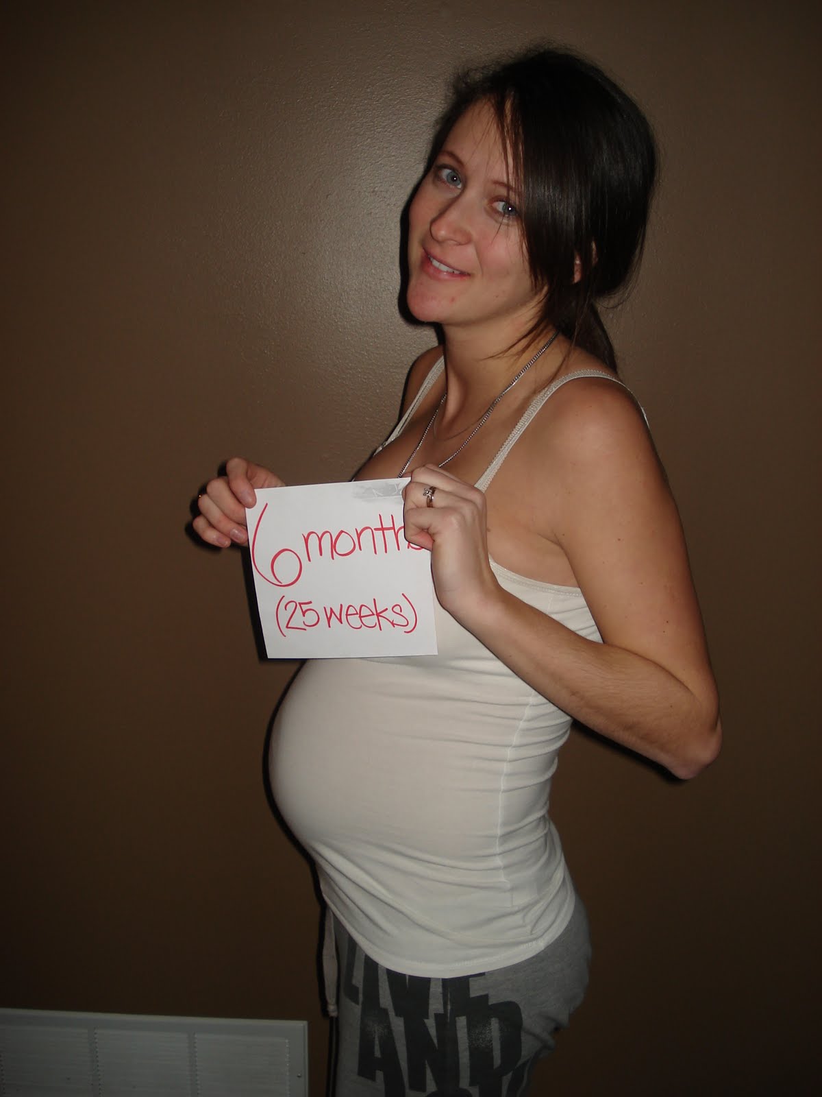 25 weeks pregnant The Maternity Gallery