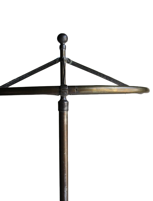 ANTIQUE ROUND CLOTHING RACK 【 M A T I N A N T I Q U E S