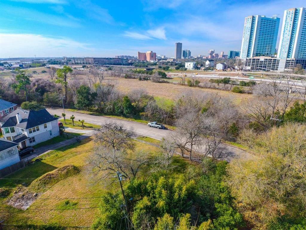 2511 N Macgregor Way, Houston, TX 77004 Martha Turner Sotheby's