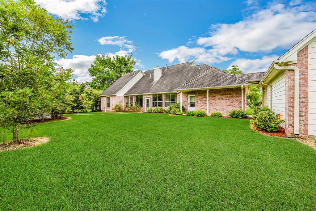 2013 N Krenek Road, Crosby, TX 77532 Martha Turner Sotheby's