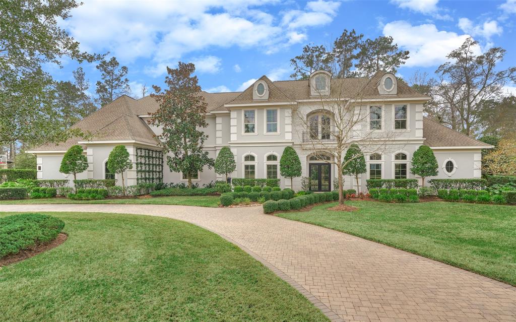 71 N Gary Glen Circle, The Woodlands, TX 77382 Martha Turner Sotheby
