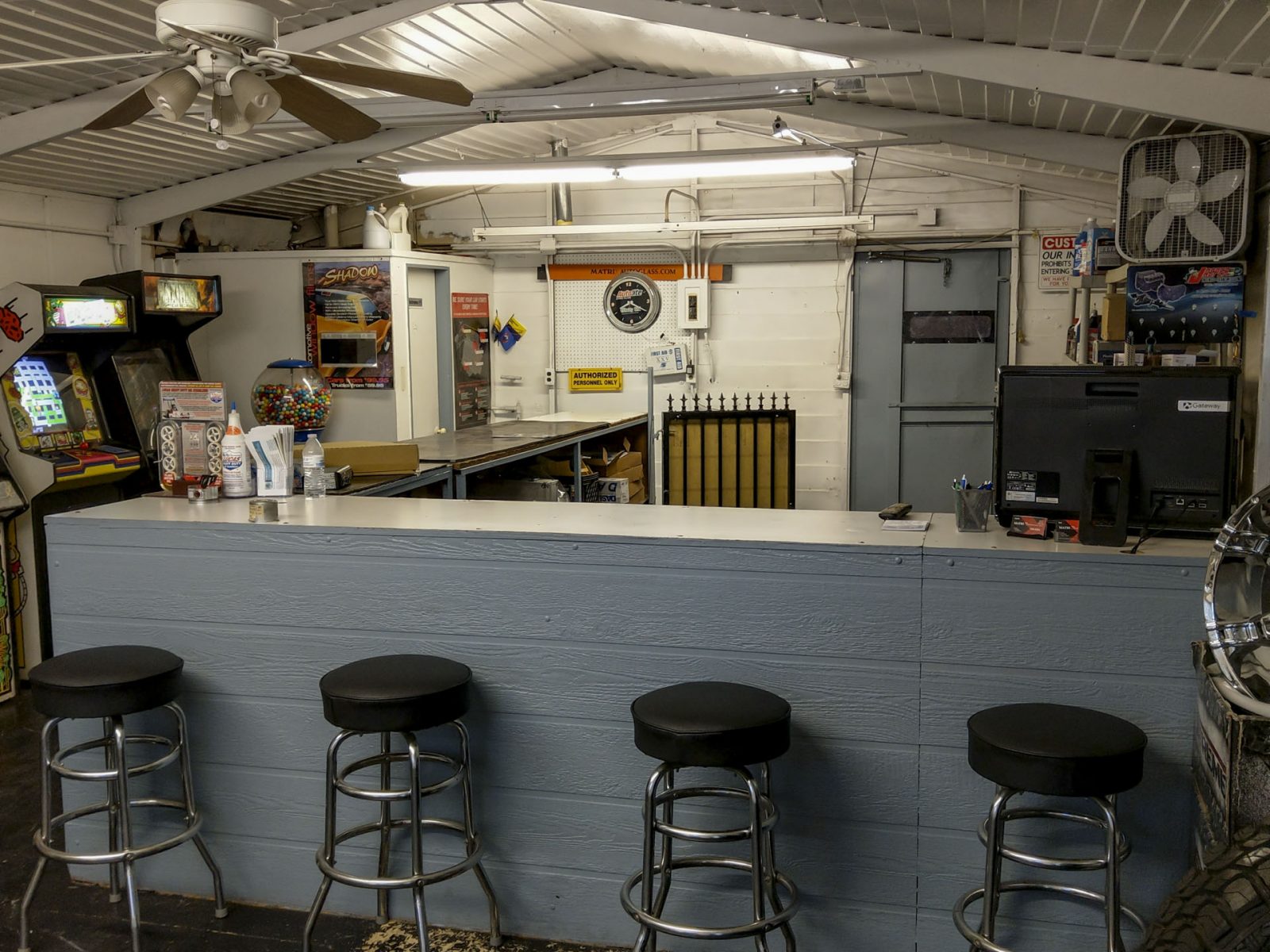 windshield repair shop in tucson Matrix Auto Glass in Tucson