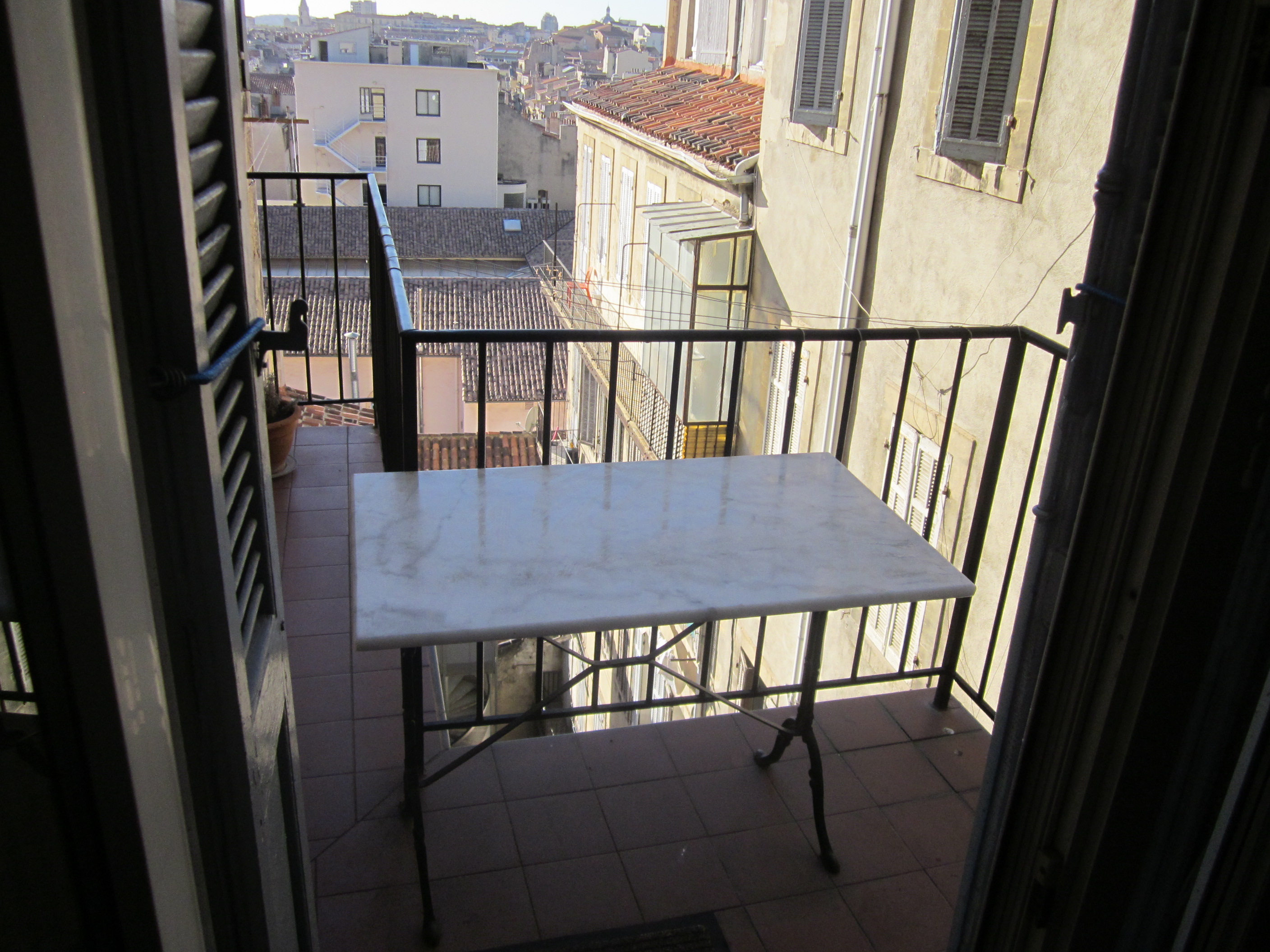 Marseille apartment for rent more pictures