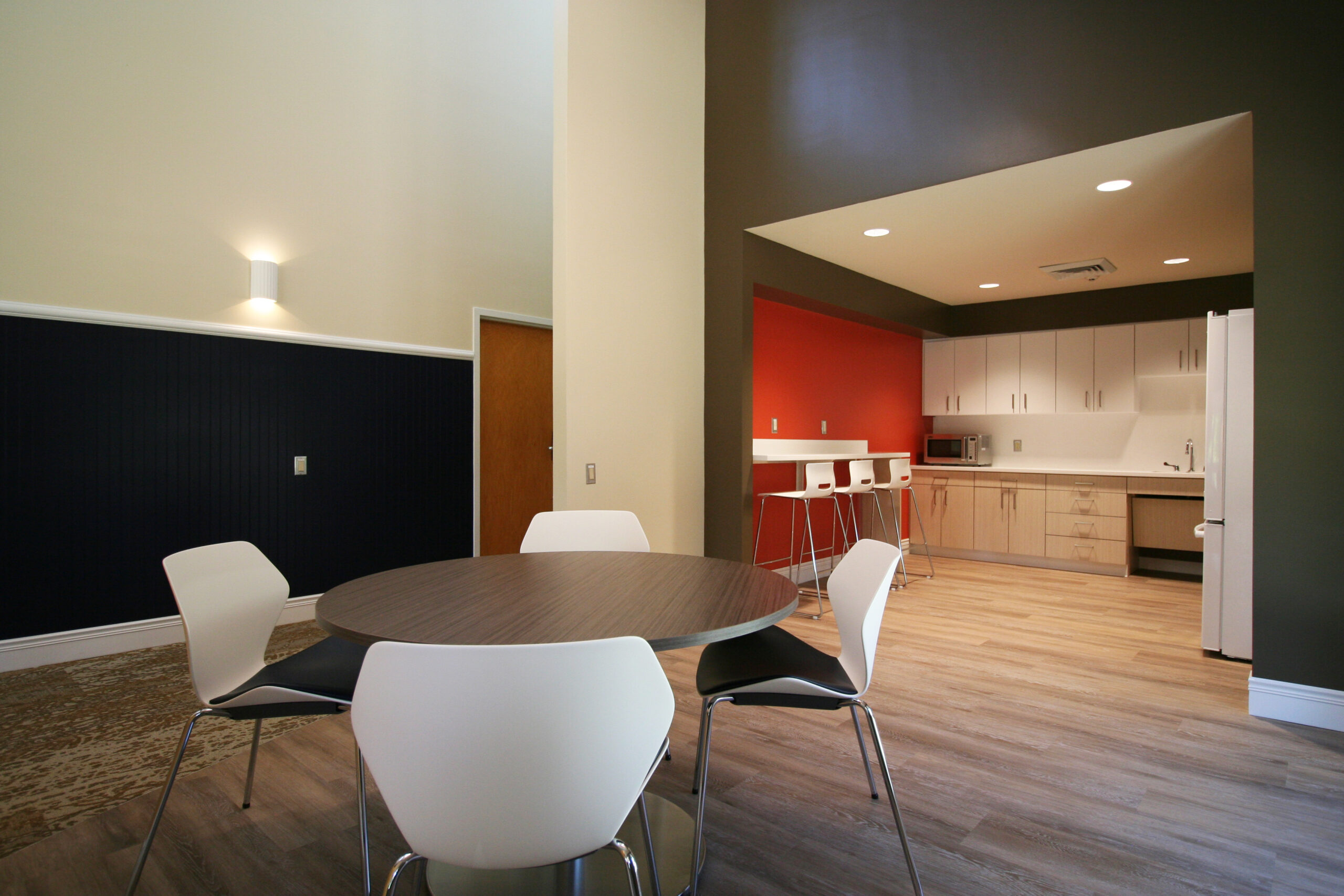 Main Line Health Walsh House Common Areas at Bryn Mawr Rehabilitation