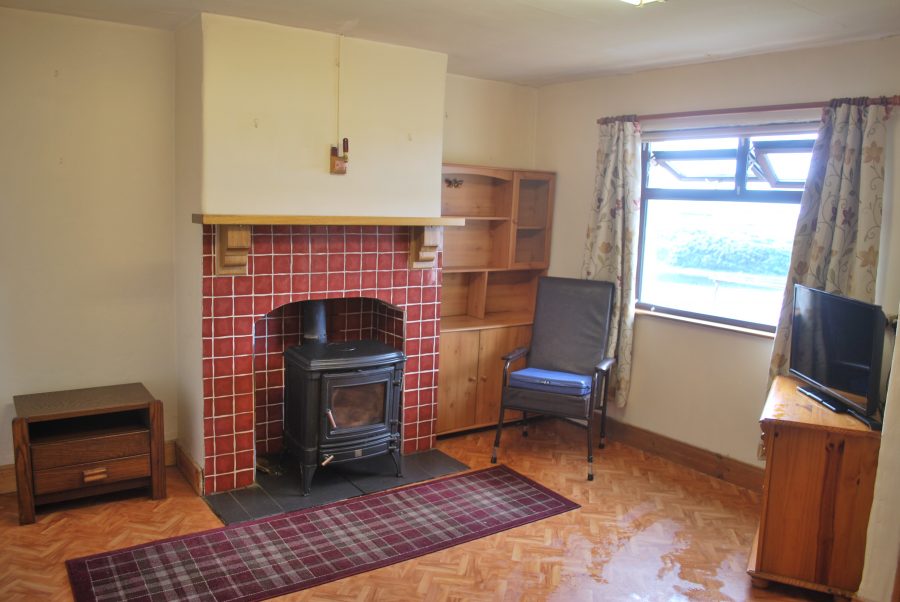 3 Dooneen Cottages, Dooneen, Clifden, Co. Galway H71 XR25 Matt O