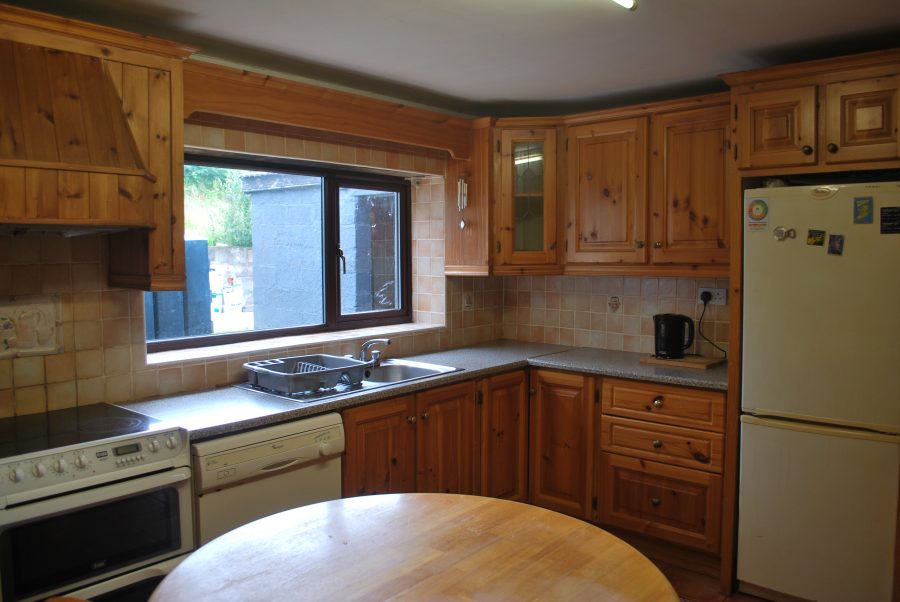 3 Dooneen Cottages, Dooneen, Clifden, Co. Galway H71 XR25 Matt O