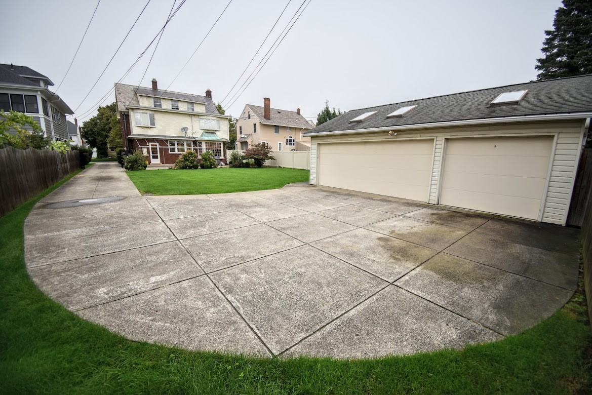 29 Beard Avenue, North Buffalo, NY 14214 Matt Quagliano