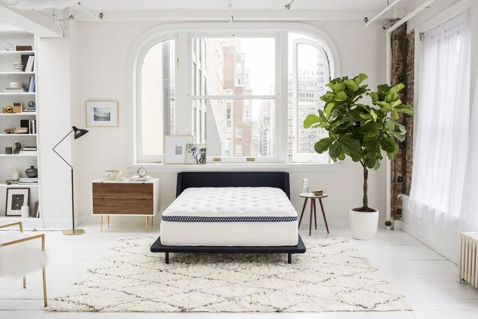 WinkBeds Luxury Hybrid Mattress Review