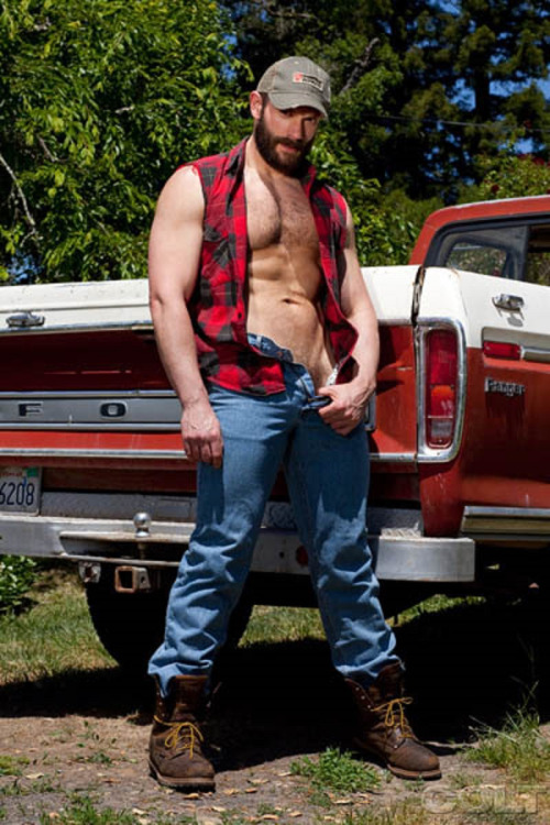 redneck418 MATTHEW'S ISLAND