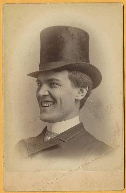 top hat 595 MATTHEW'S ISLAND