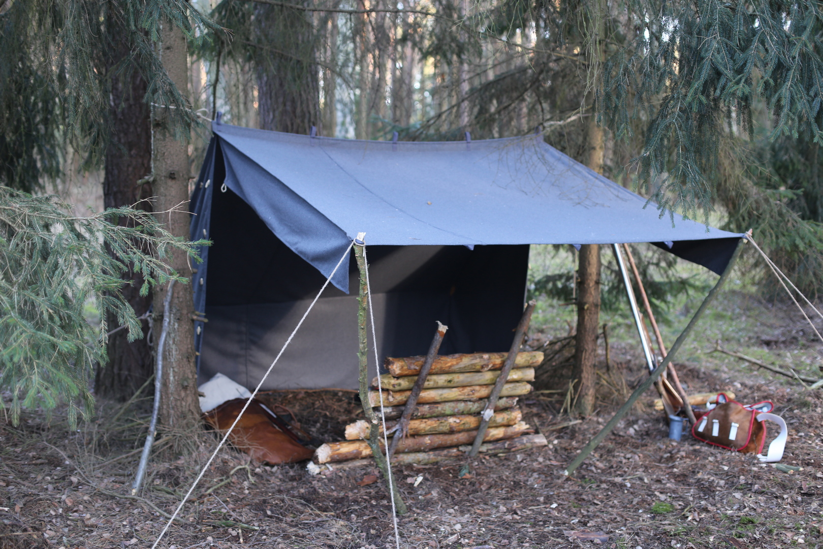 Bushcraft tent so called Baker tent Wool Matuls