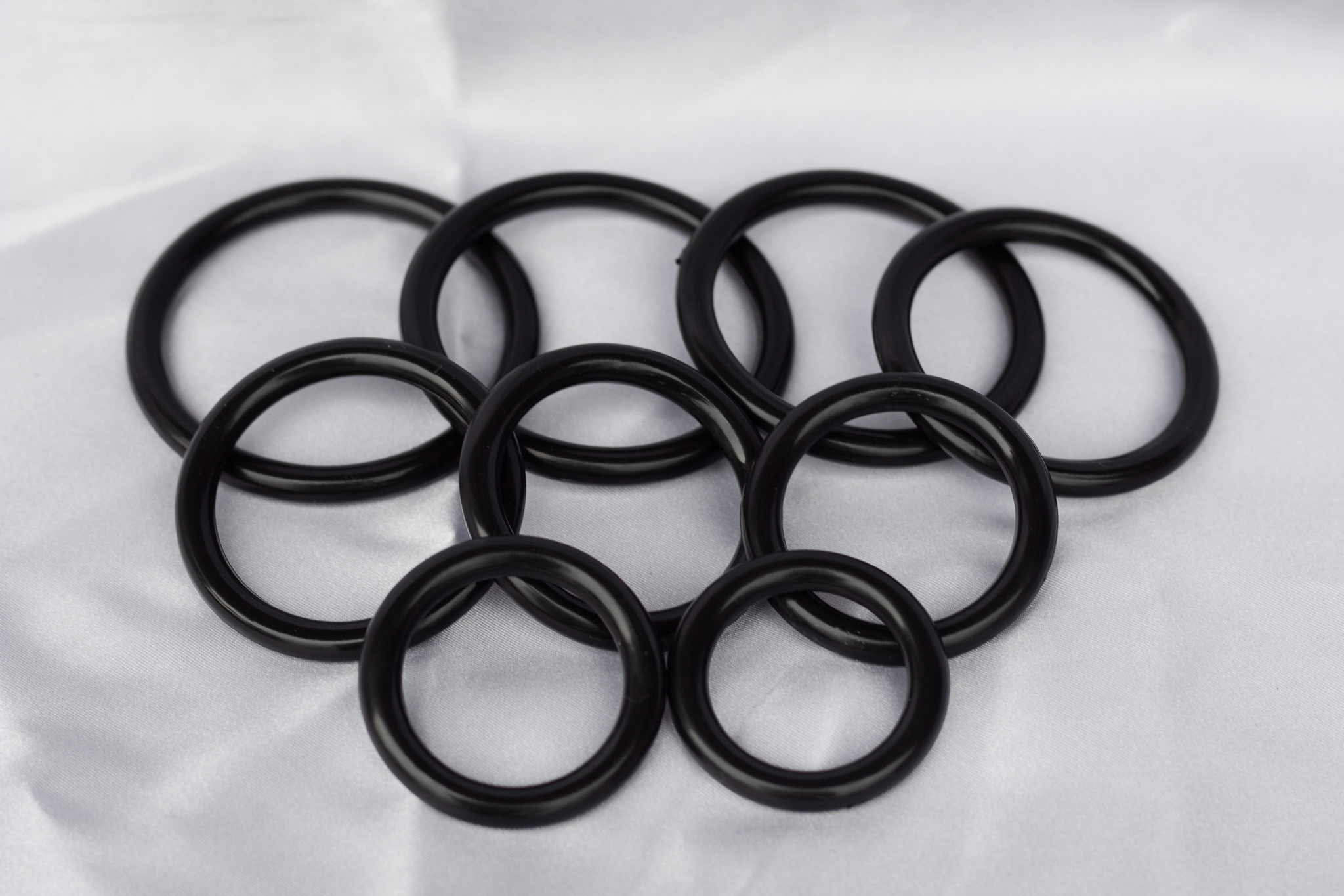 Plastic Sizing Rings Mature Metal