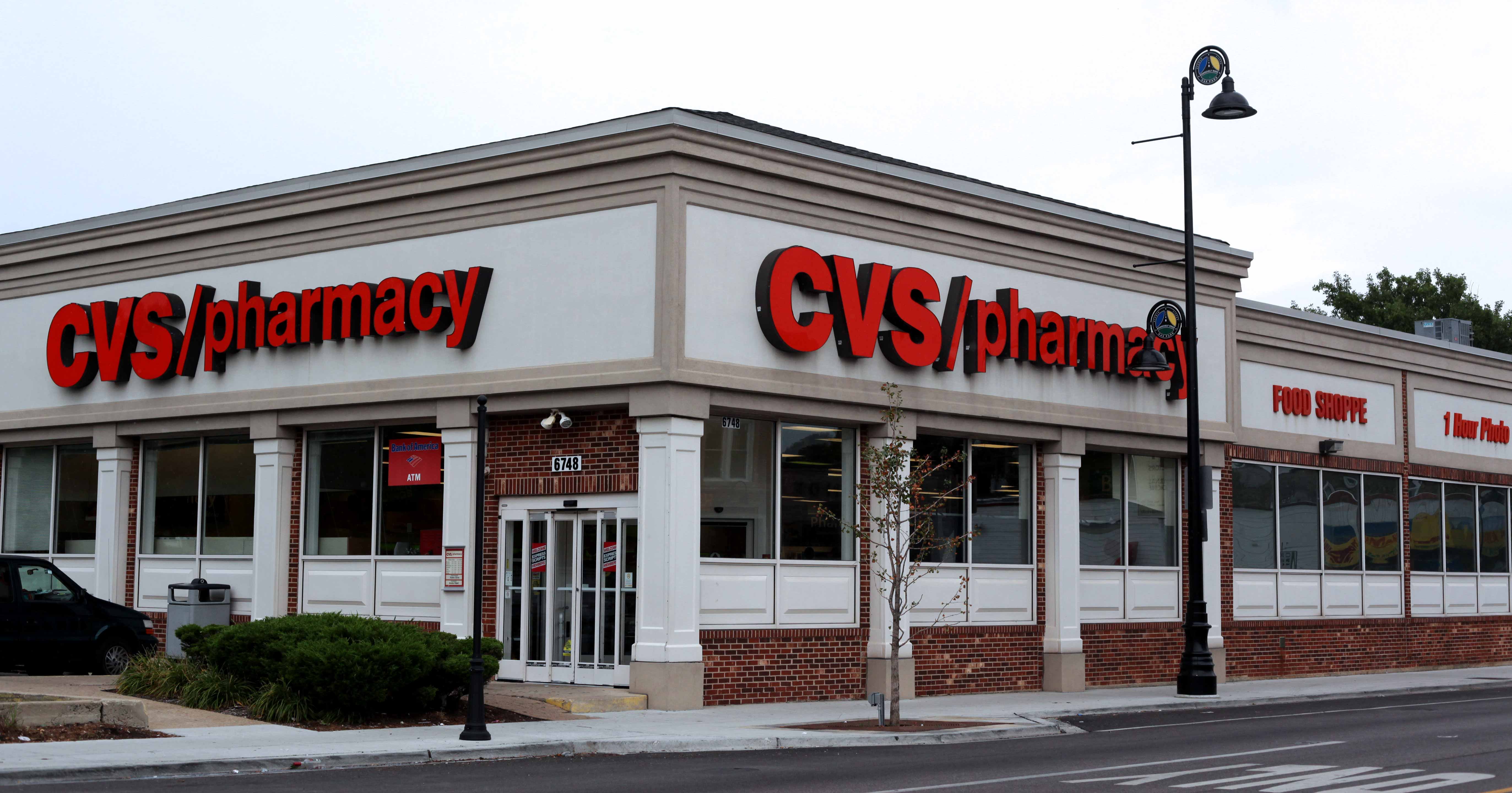 CVS Fires Veteran After He Tried to Stop Robbers