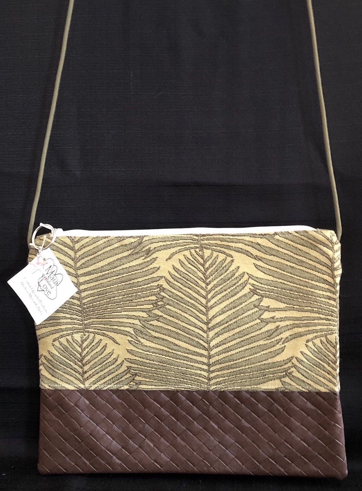 Cross Body Pouch Maui Island Love