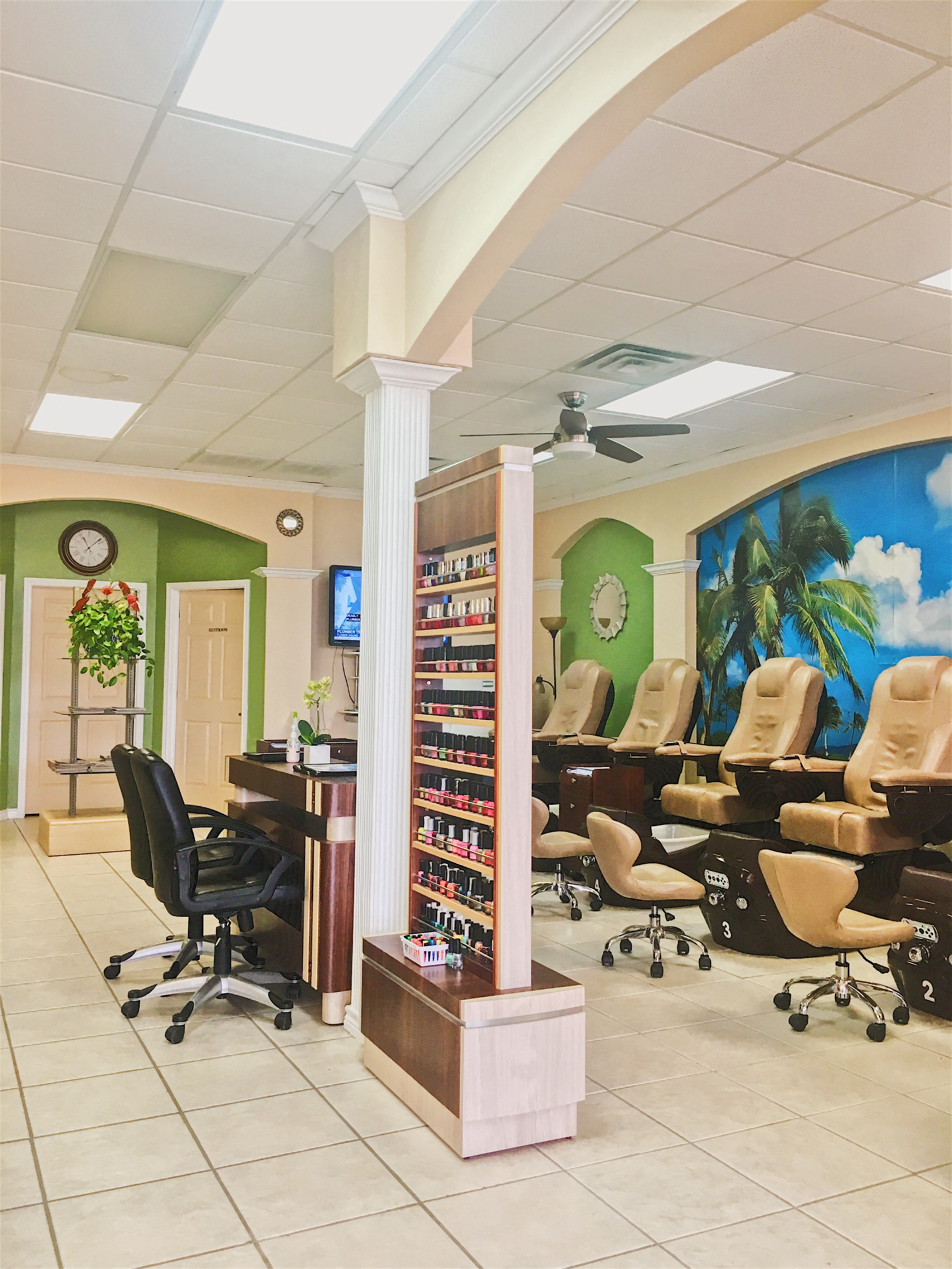 Maui Salon Maui Nails & Spa