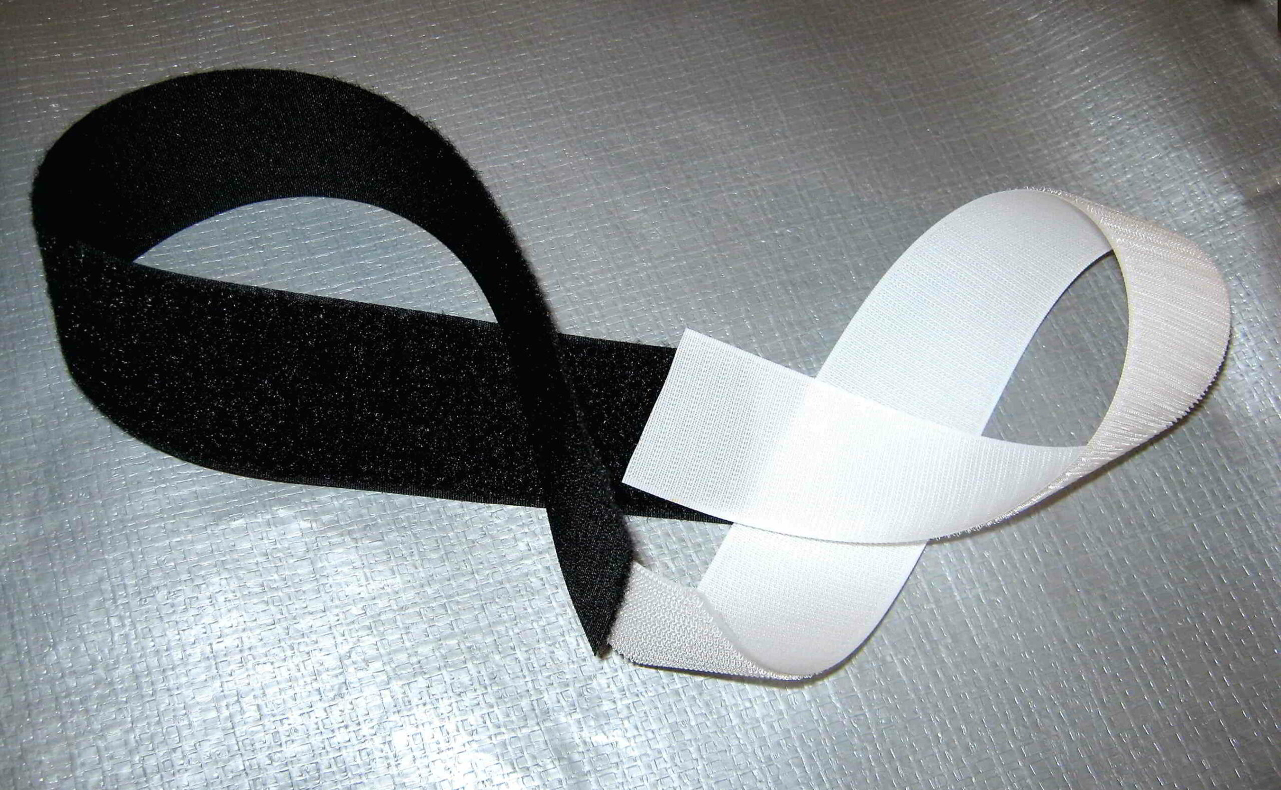 SEWON HOOK WHITE 3/4" Mauritzon