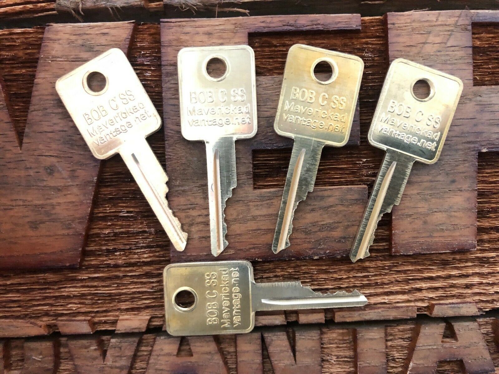 Bobcat Ignition Key fits Skid Steer Loaders & Mini Excavators 6693241