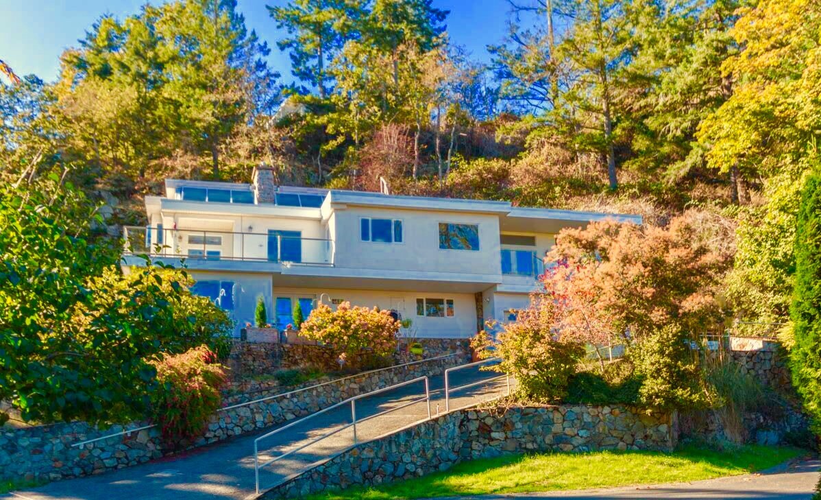 Sold Exquisite Broadmead Home Mavrikos Collective