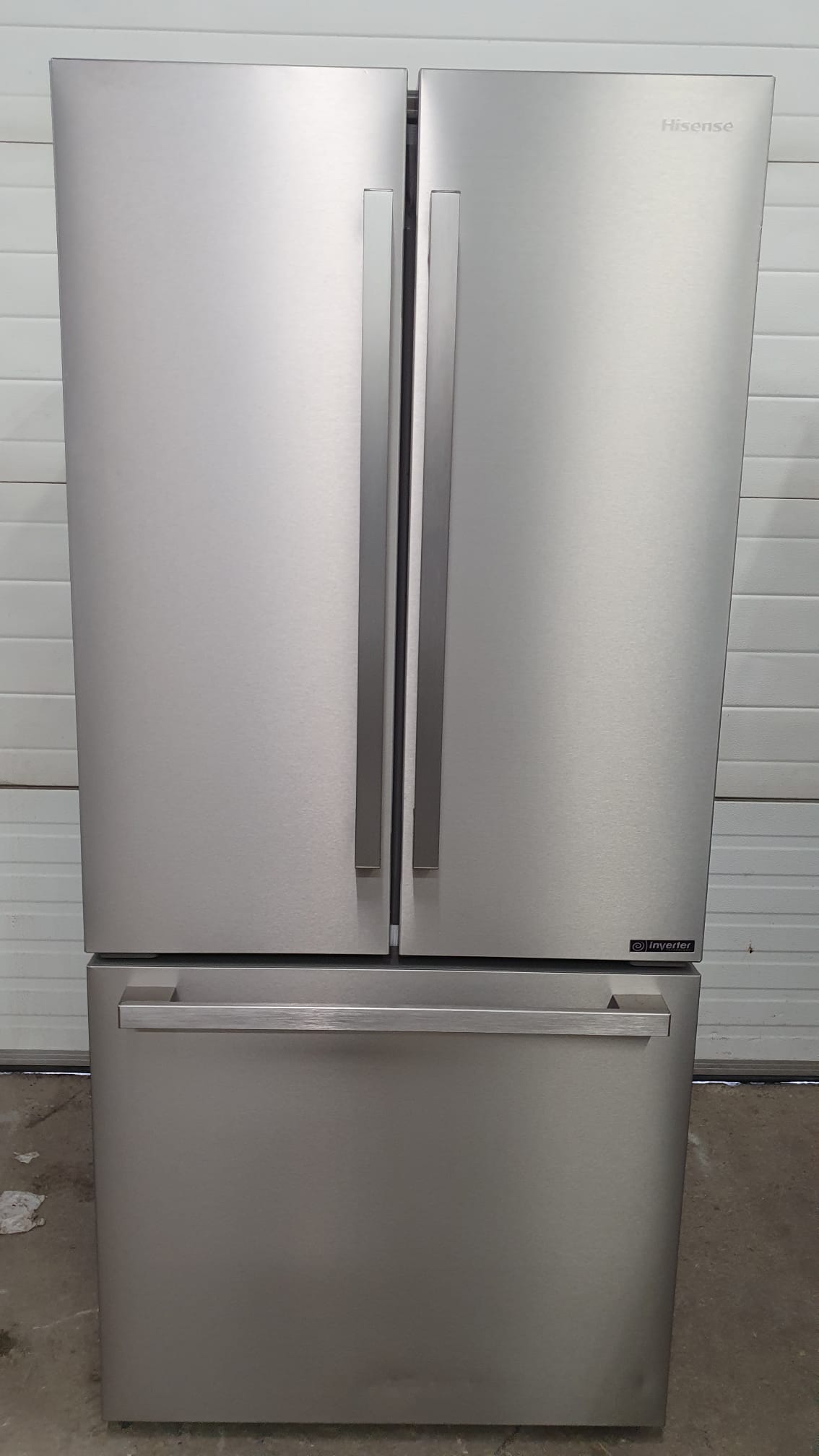 Order Your Open Box Hisense Refrigerator RF210N6ASE Today!