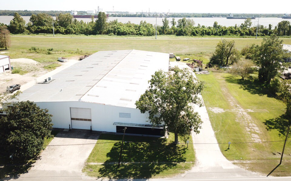 Crane Served Facility Available Max Derbes