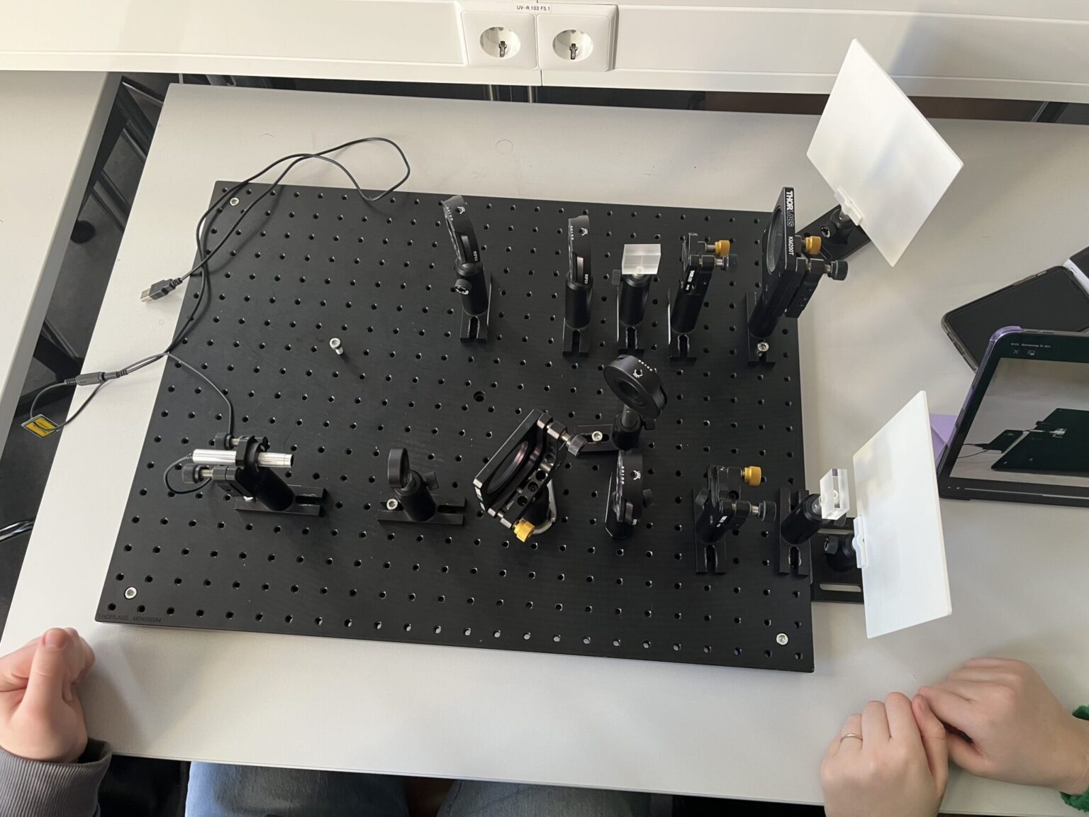 Exkursion der Physikkurse ins foeXlab MaxPlanckGymnasium Europaschule