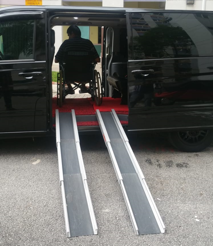 Wheelchair Maxi Cab Singapore, Book Wheelchair Taxi in Singapore