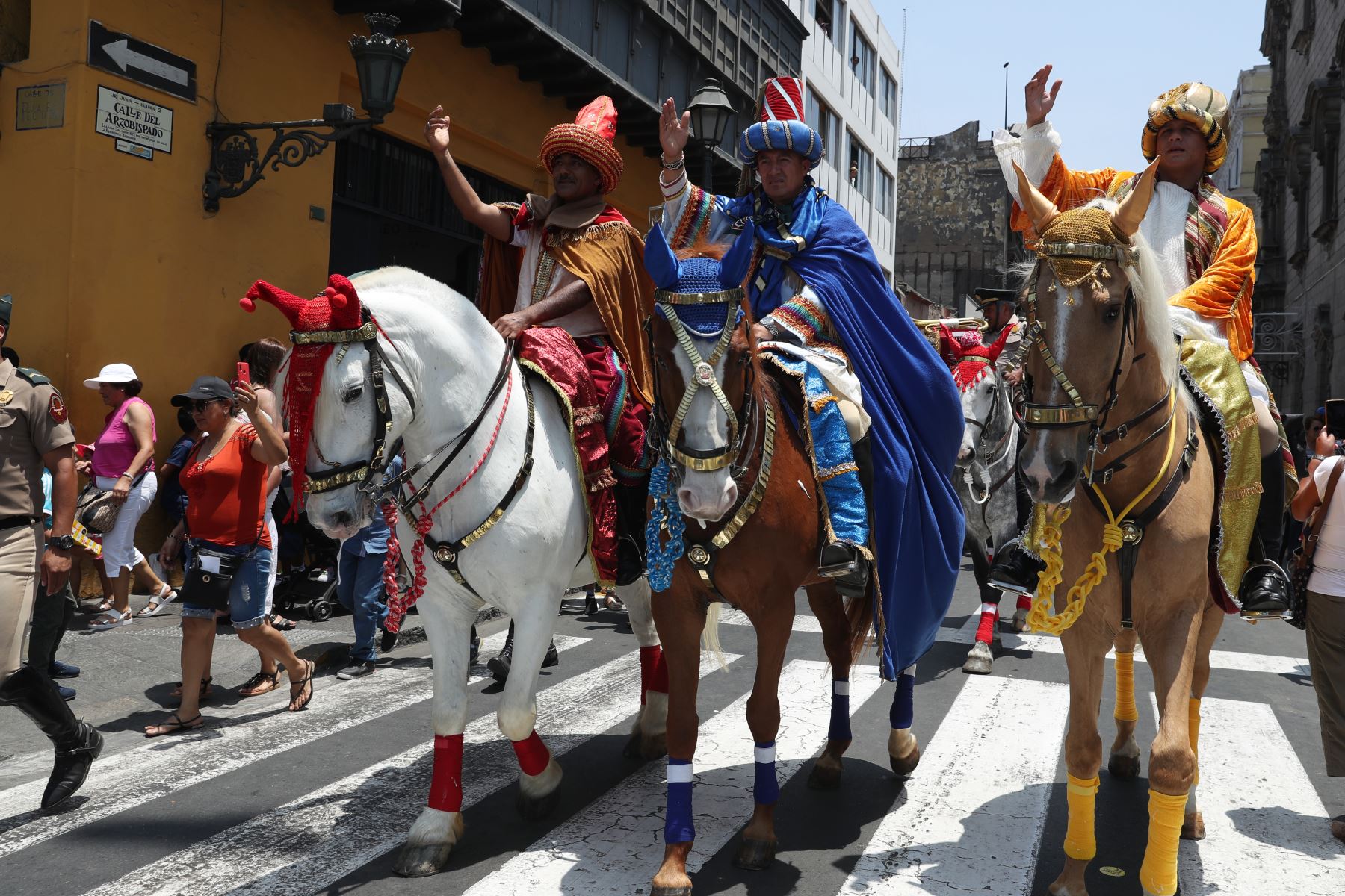 Three Kings Day (Bajada de Reyes) in Peru Maximo Nivel