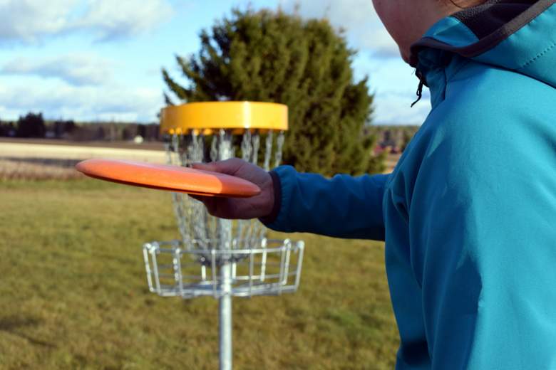 What do You Play Disc Golf With? Everything You Need to Play! Maximum